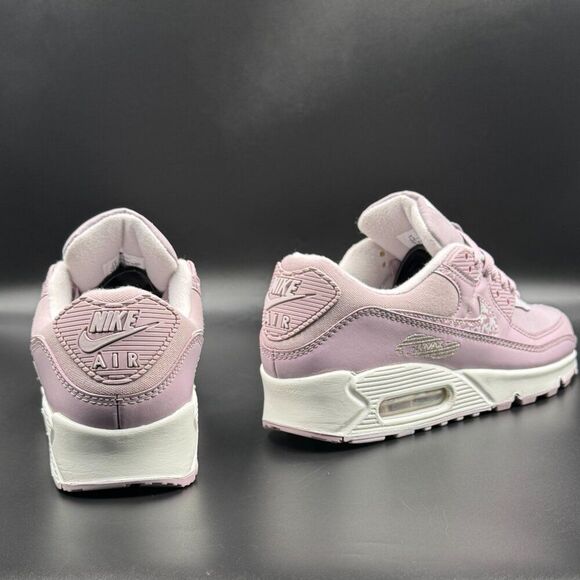 Nike Wmns Air Max 90 'Plum Fog Camo' - Picture 8 of 12
